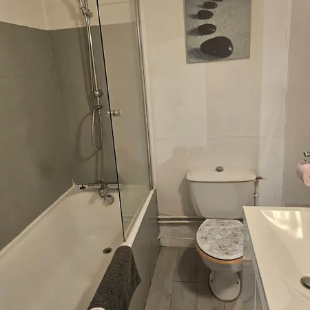Appartement Face Aux Thermes Royat