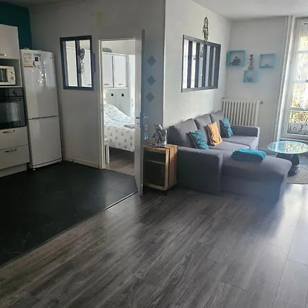 Face Aux Thermes Appartement *