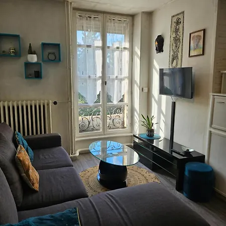 Face Aux Thermes Appartement