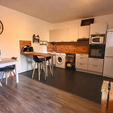 Cosy Avec Vue Sur Les Thermes